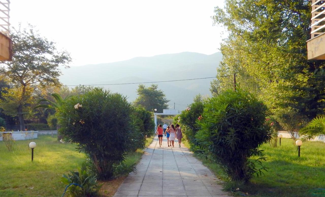 Medusa Beach Apartment, Ασπροβάλτα Εξωτερικό φωτογραφία